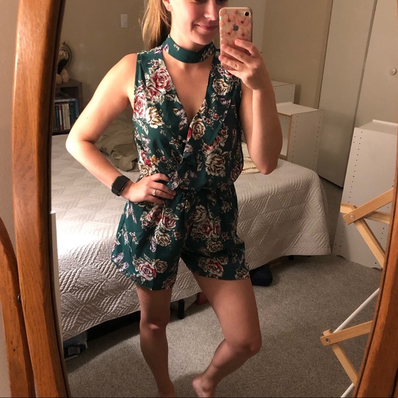 Monteau Pants - Floral Romper with Choker